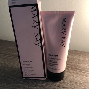 Mary Kay timewise age-fighting moisturizer